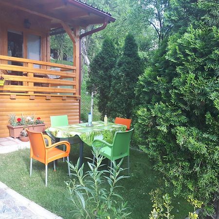 Obiteljski Apartman Borovi Вісоко Екстер'єр фото